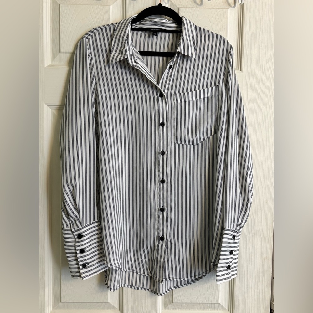 Who What Wear Women’s Navy and White Pin Striped Work Office Dress Blouse Shirt